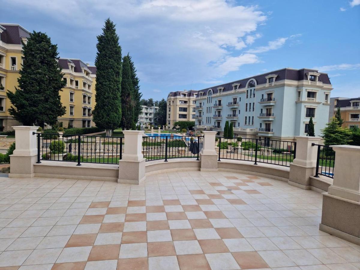 Апартамент RESORT SENSATION 1 Святые Константин и Елена Экстерьер фото