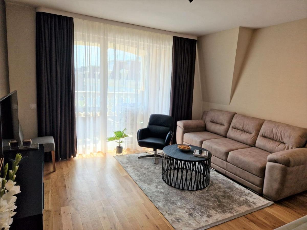 Апартамент RESORT SENSATION 1 Святые Константин и Елена Экстерьер фото